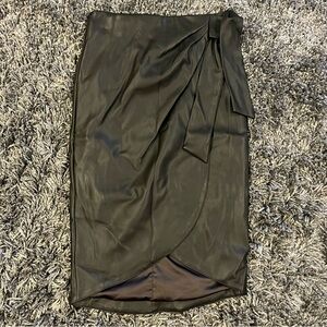 🌺G.I.L.I BLAXK FAUX BLACK LEATHER BOW WRAP MIDI SKIRT SIZE 0🌺